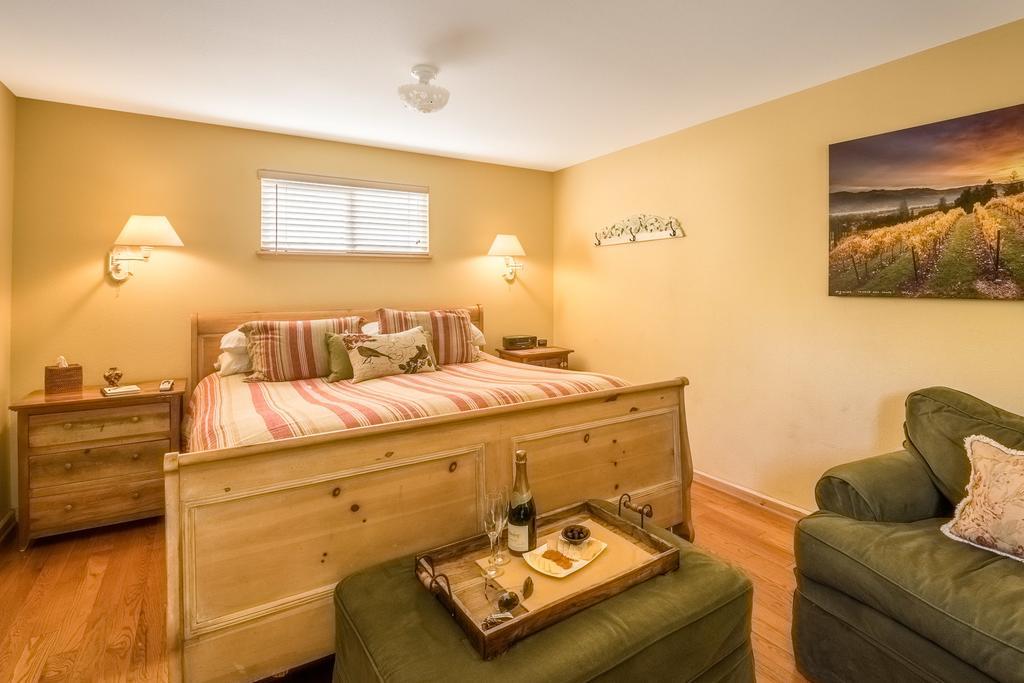 Aurora Park Cottages Calistoga Rom bilde